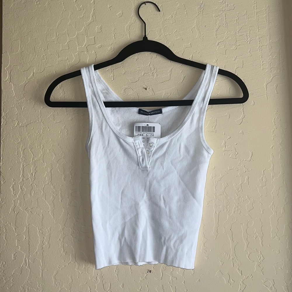 BRANDY MELVILLE TOP